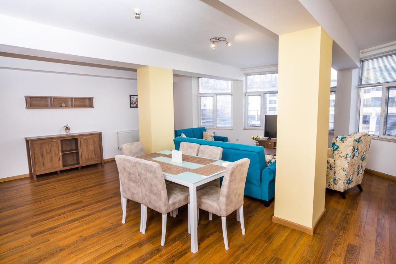 Old City Square Apartment Lovech Dış mekan fotoğraf