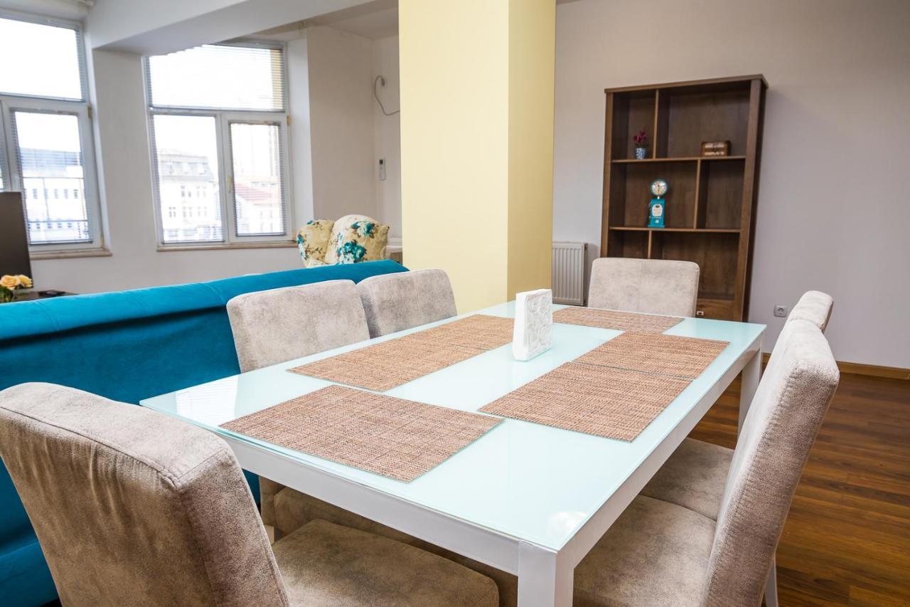 Old City Square Apartment Lovech Dış mekan fotoğraf