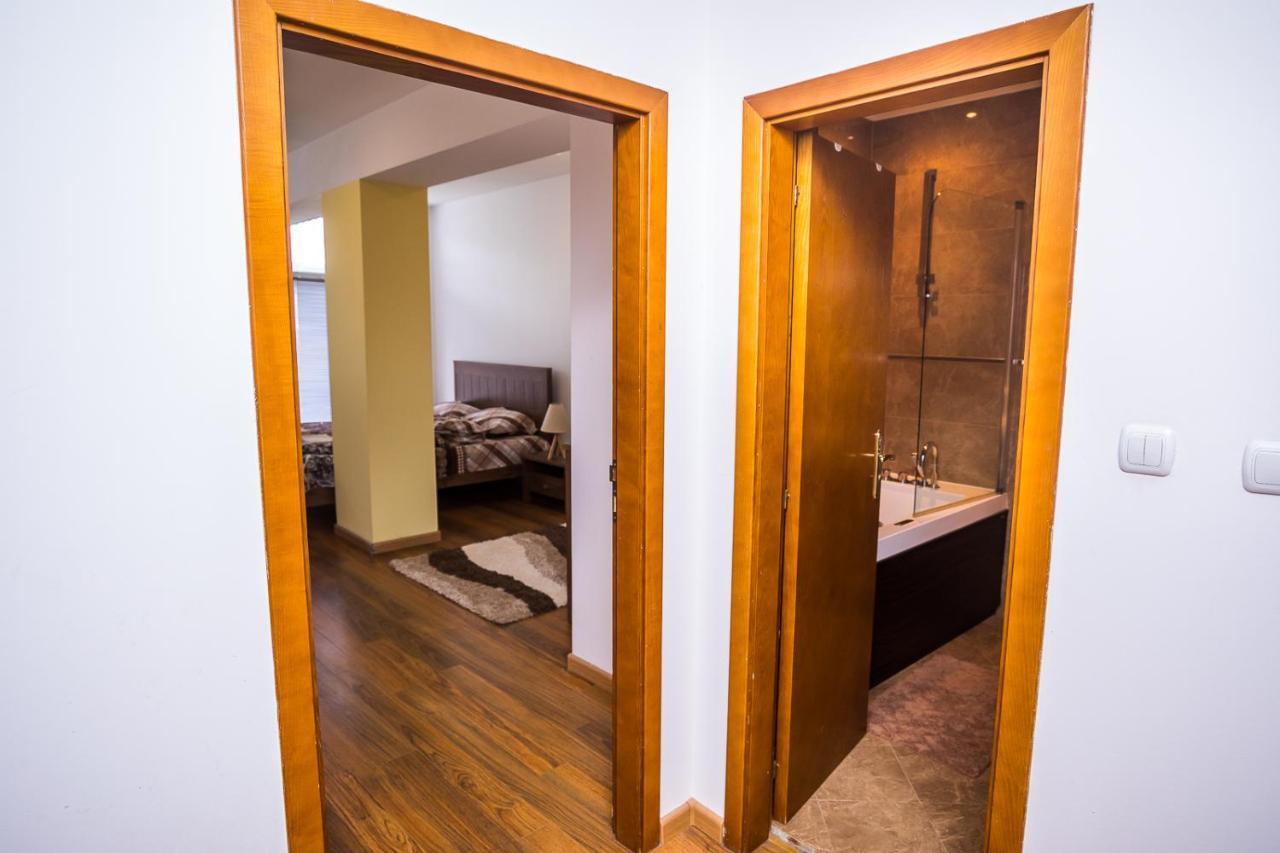 Old City Square Apartment Lovech Dış mekan fotoğraf