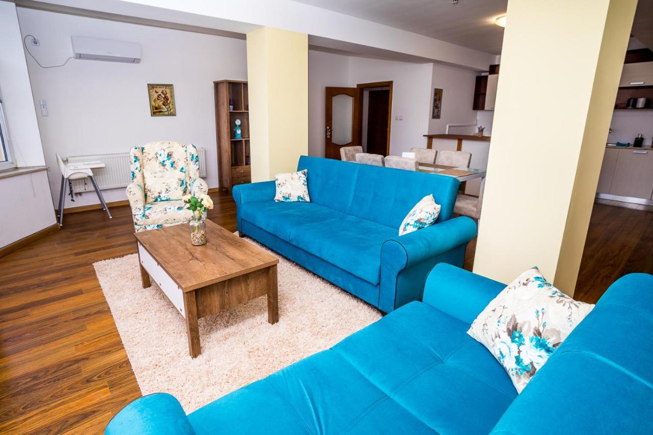 Old City Square Apartment Lovech Dış mekan fotoğraf
